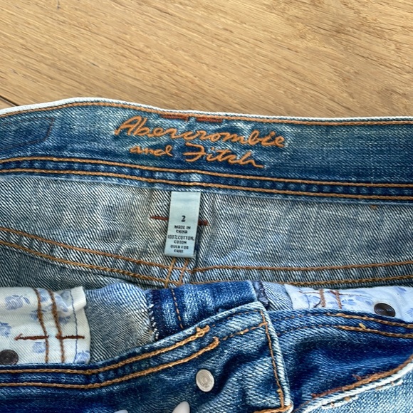 Abercrombie & Fitch skirt - Picture 3 of 3